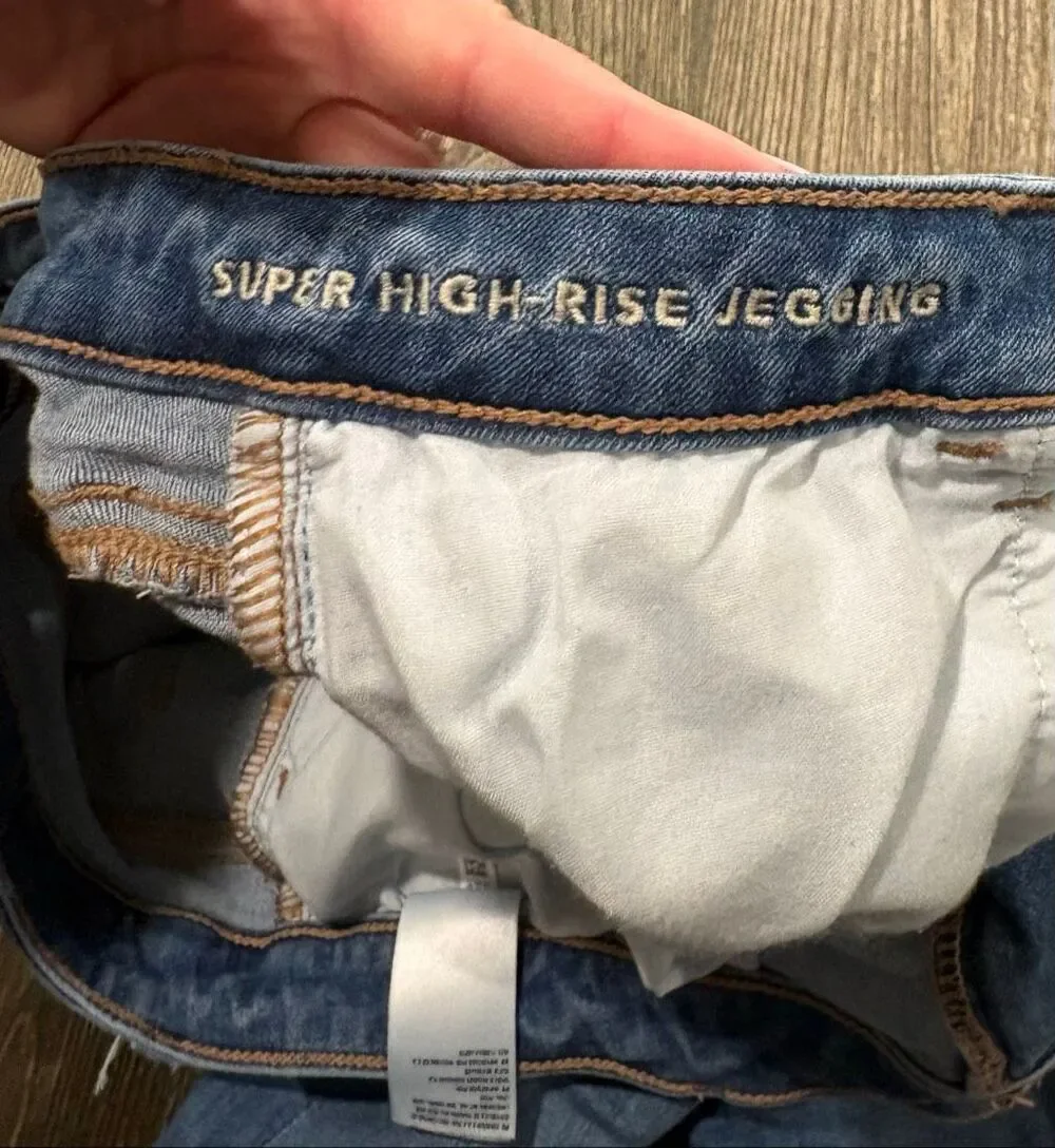 American Eagle Women's Next Level Stretch Super High-Rise Jegging Blue Size 8